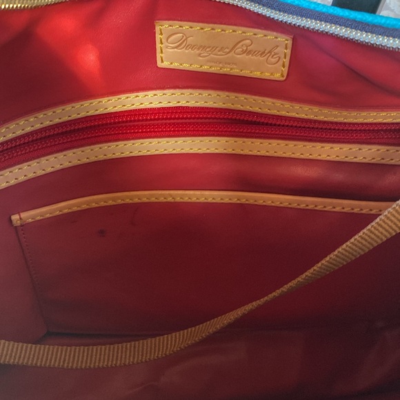 Dooney & Bourne 1975 stamped handbag. - Picture 2 of 7